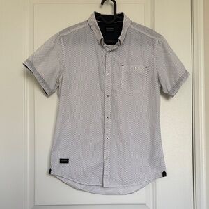 Short-Sleeve White Shirt